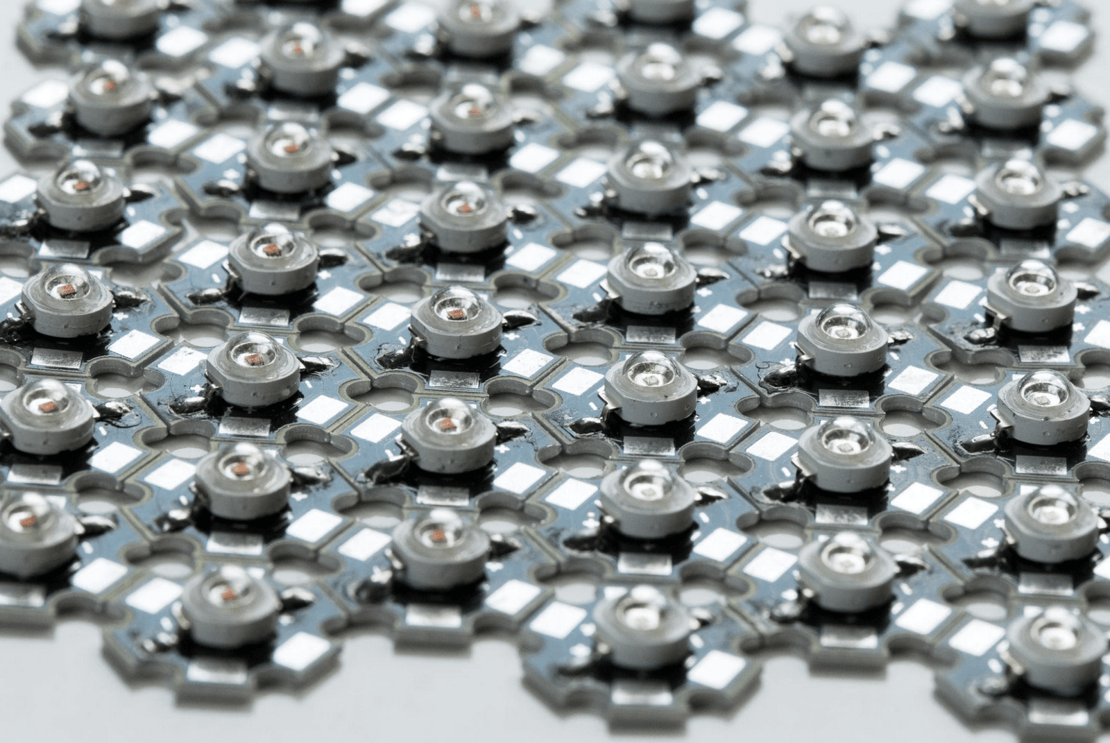LED-Technology-High-Tech
